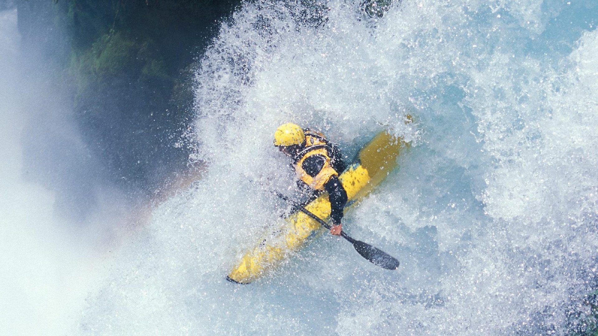 跳水细节出色奥地利斩获高分，奥地利跳远运动员